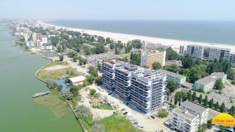 Mirage Sunset Mamaia Lägenhet Exteriör bild